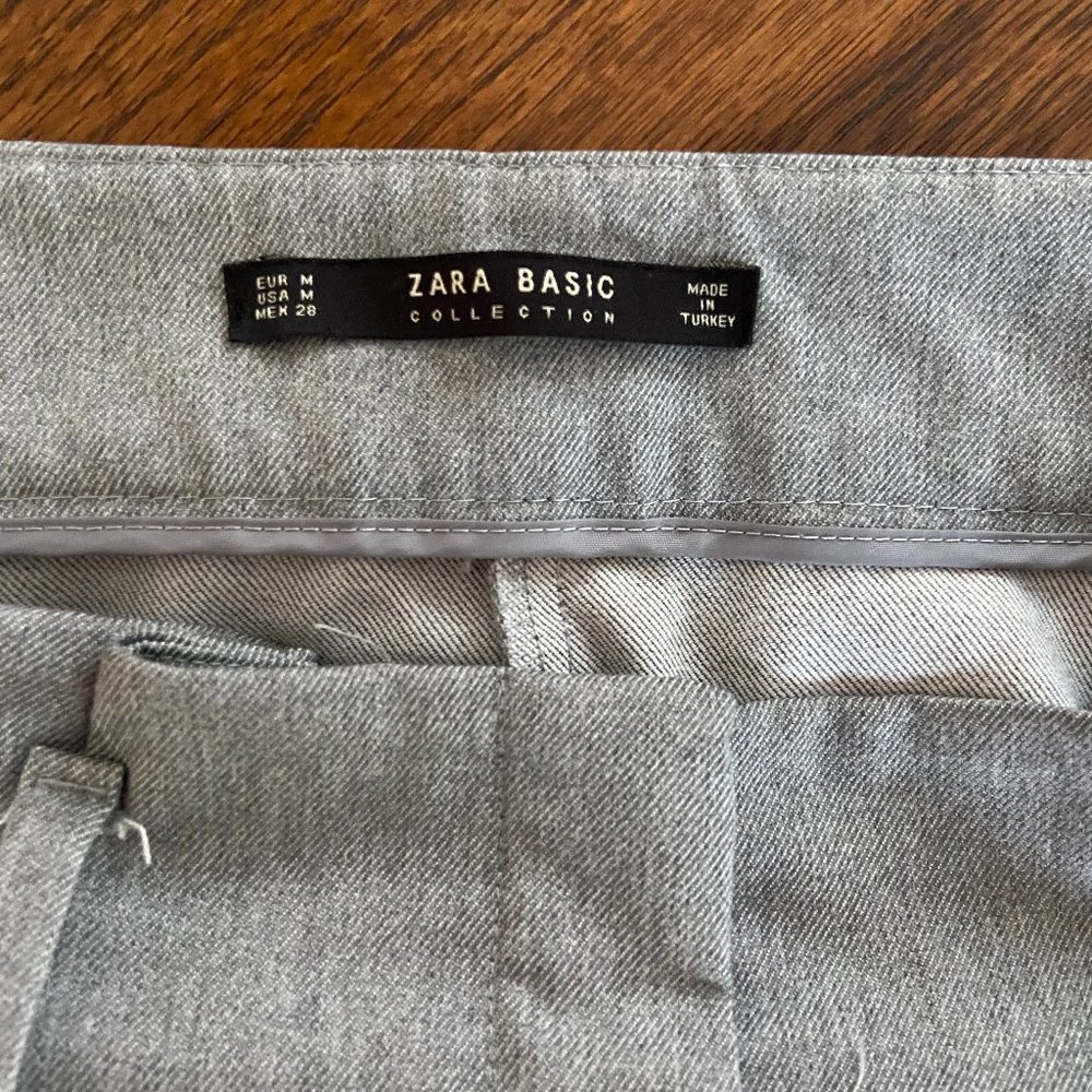 Zara Basics High Rise Tapered Pleated Pants